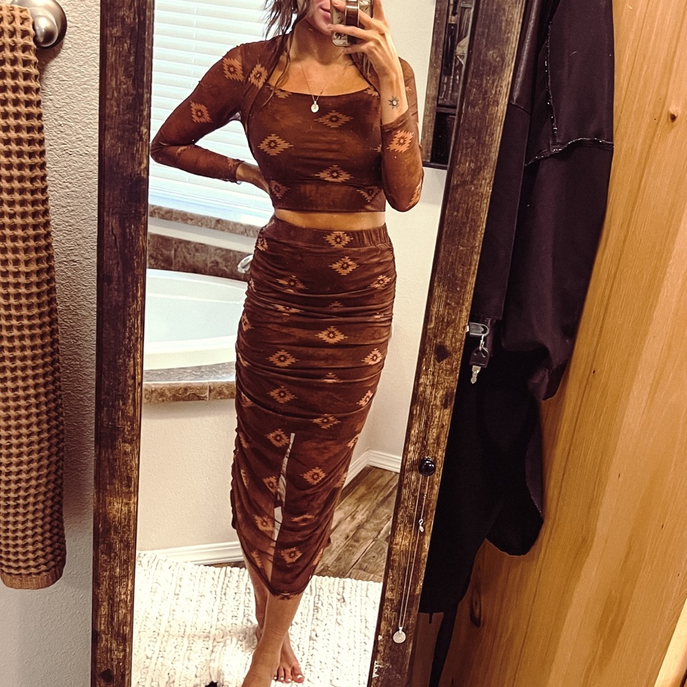 Two piece set